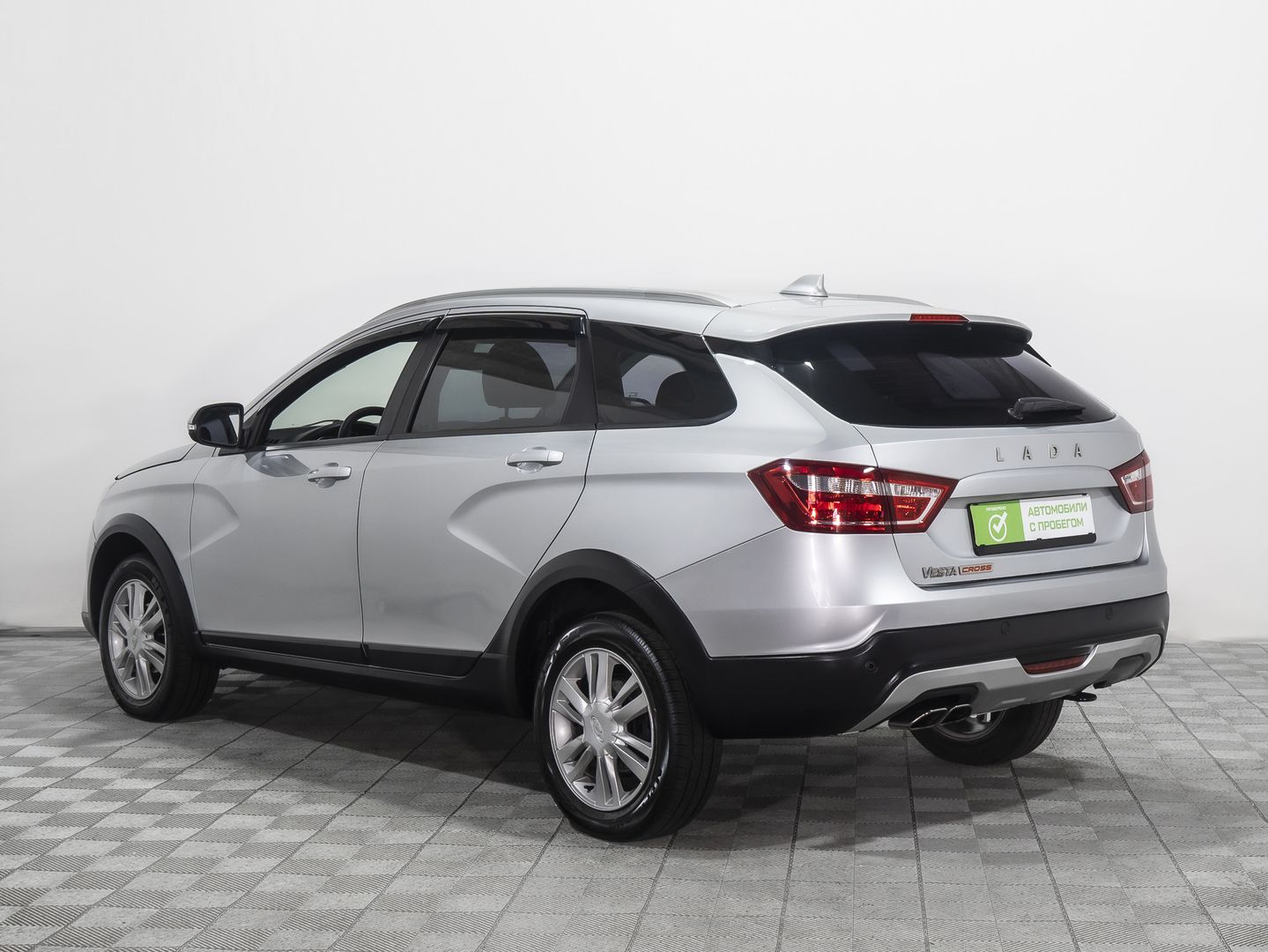 LADA (ВАЗ) Vesta, I SW Cross 1.6 MT (106 л.с.)